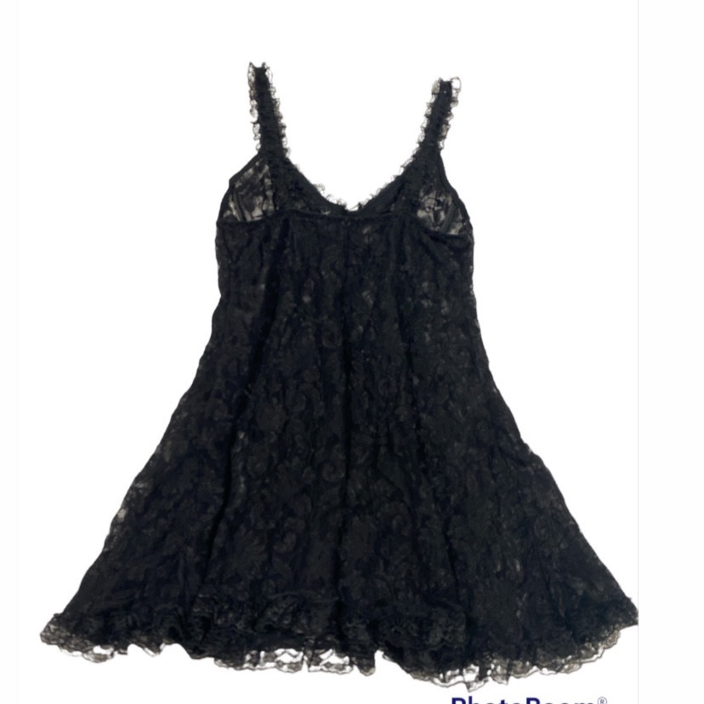 pretty lace dress with black bow 🎀